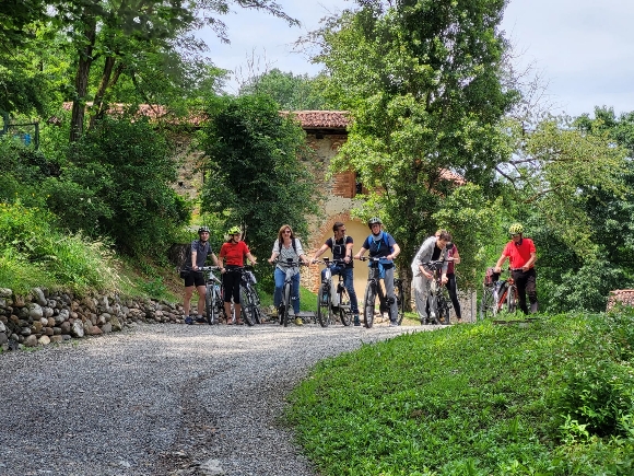 Monastero di Torba, escursione in bicicletta